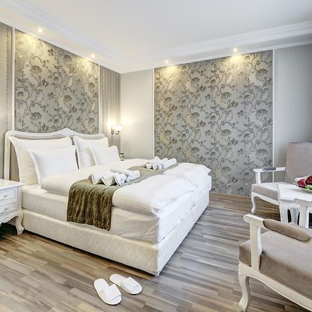 Boutique Hotel Diama Mratín エクステリア 写真